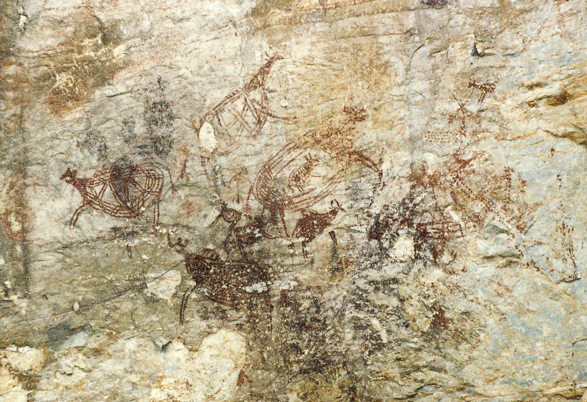 Gunung Panjang/Gua Tambun (Perak, Malaysia), rock paintings from the Neolithic. Photo: DagdaMor, Wikipedia.