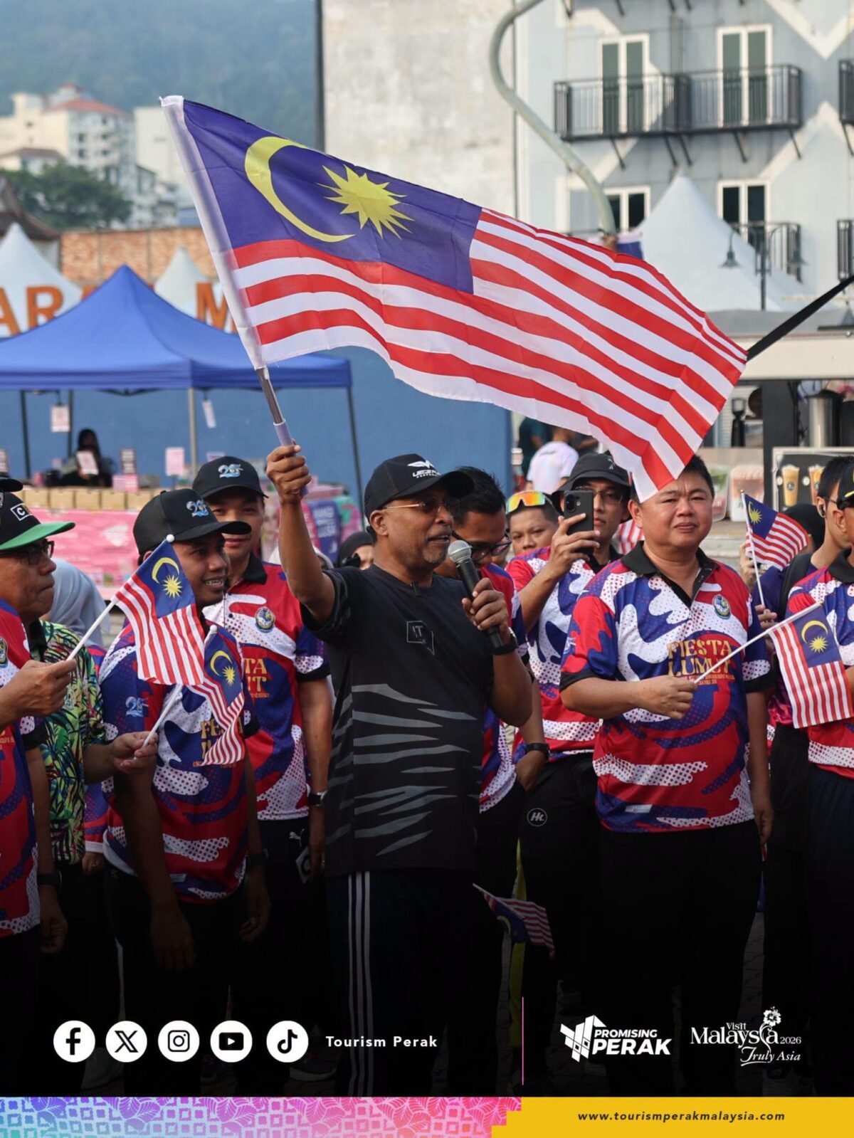 fiesta lumut 2026 draws crowds for merdeka celebrations